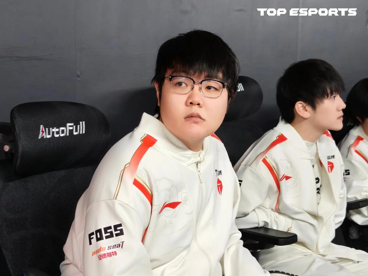 TES翻盘MAD,Ming极限生还后反打强强对话成都决赛之夜,引爆全场热议的简单介绍 TES翻盘MAD,Ming极限生还后反打强强对话成都决赛之夜,引爆全场热议的简单介绍