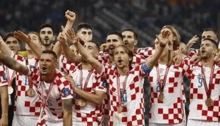 NS横扫HKA，Jankos打出惊人五杀焦点之战2025世界赛，留下经典瞬间