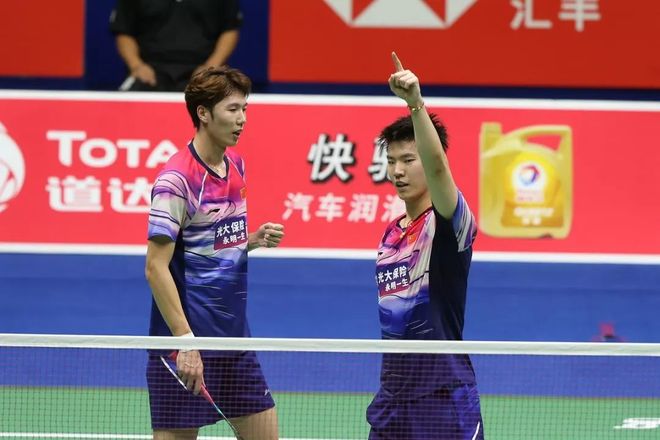 泰国队绝杀马来西亚队，黄鸭组合带队取胜