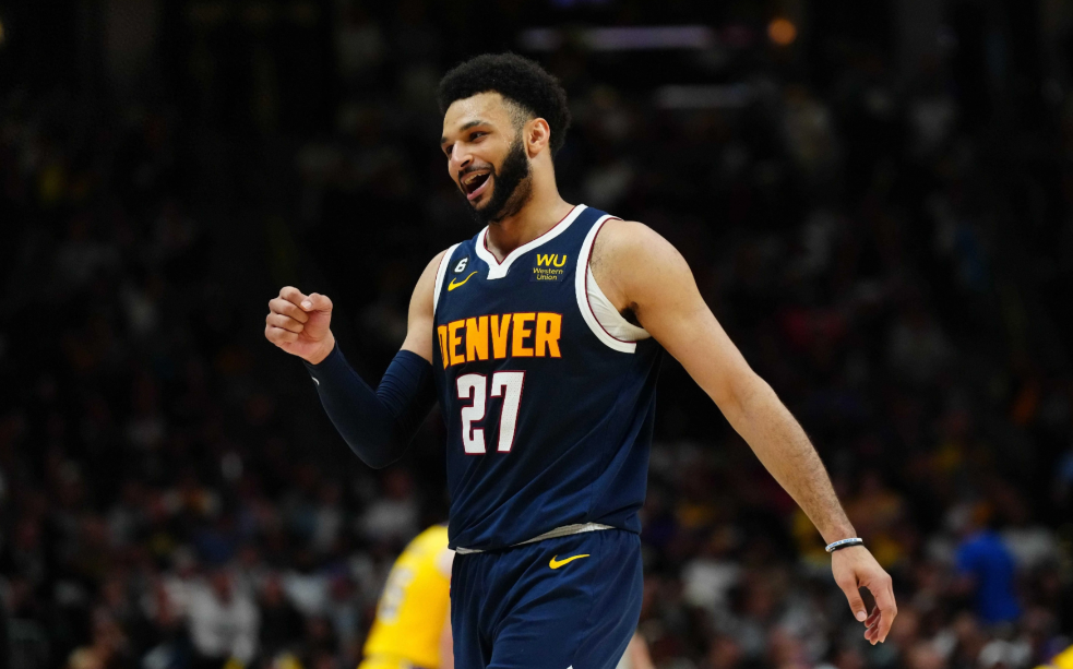 掘金横扫骑士，保罗点燃赛场