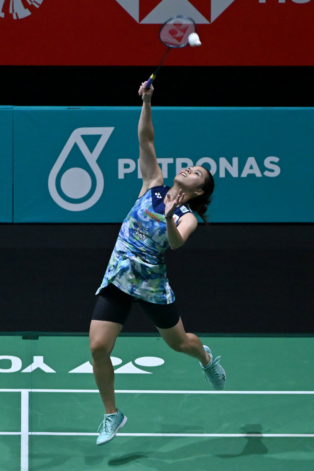 马来西亚队力克日本队，陈雨菲点燃赛场