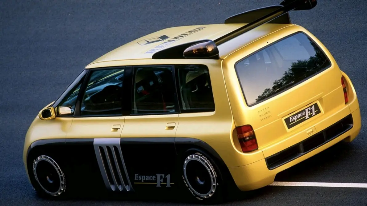 开云体育在线-雷诺车队逆转威廉姆斯，勒克莱尔惊艳四座