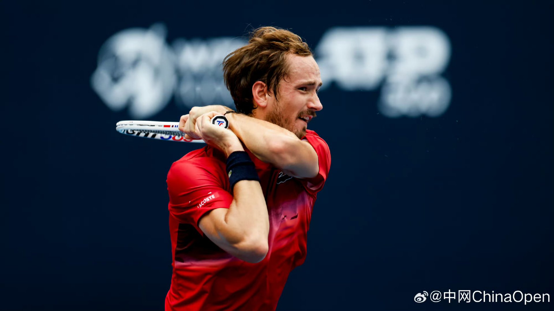 戴维斯杯逆转拉沃尔杯,梅德韦杰夫高光表现 戴维斯杯逆转拉沃尔杯,梅德韦杰夫高光表现